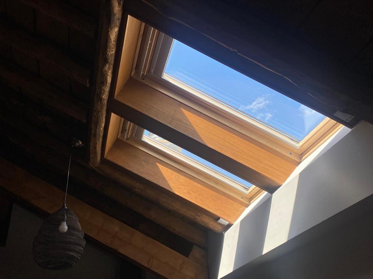 Loft De La Place Bourg-Madame Luaran gambar